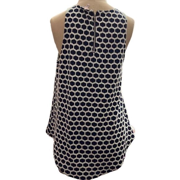 Pixley Textured Hi-Lo Top / SZ: S - Picture 3 of 8